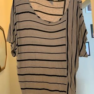 💥Bundle 5/$20💥 Shirt